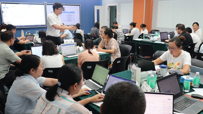 行业背景：消防工程师职业的兴起与需求