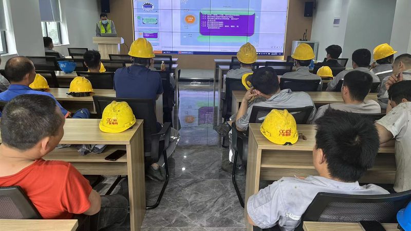 高压电工证报名费揭秘：了解费用构成与合理预期